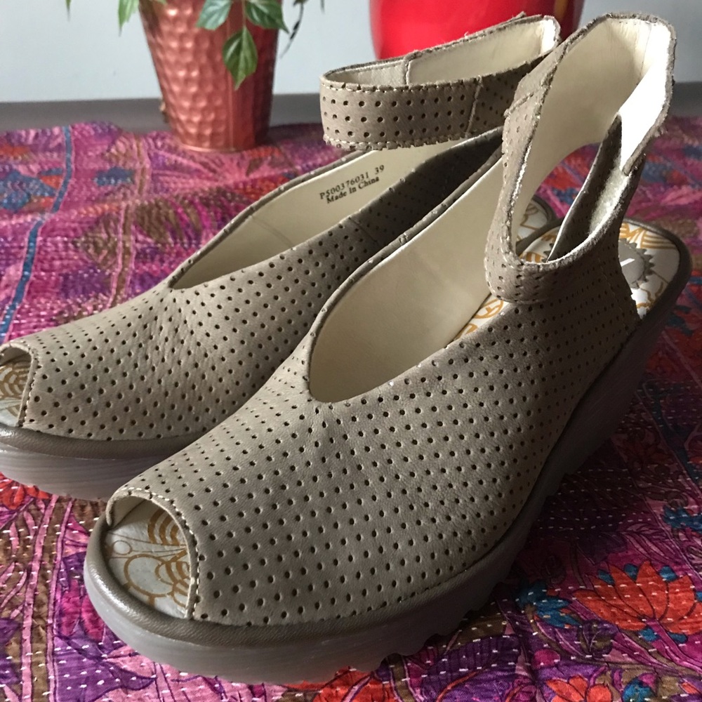 Fly London Yala wedges
